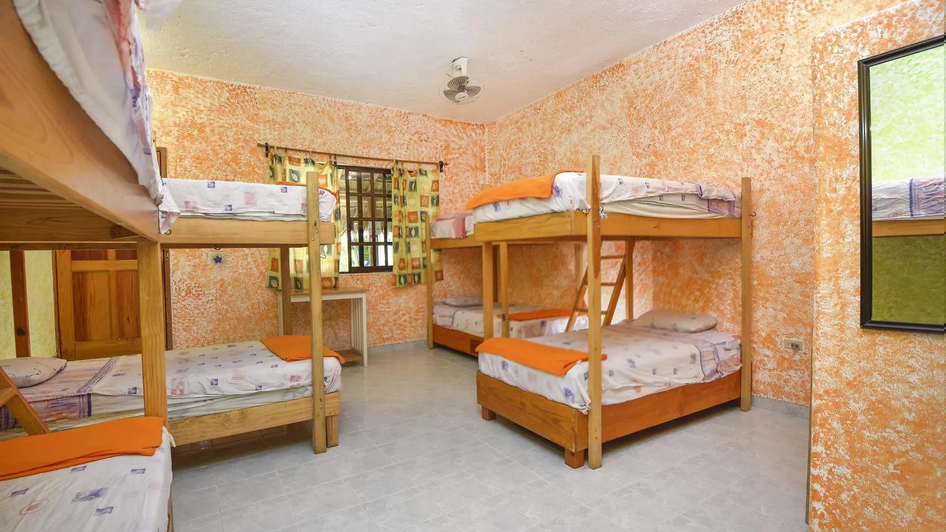 Amigos Hostel Cozumel
